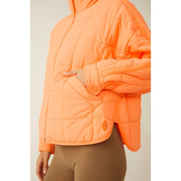NWT FP MOVEMENT Pippa Packable Puffer Jacket / Neon Orange - RARE Color - XS - Picture 13 of 16
